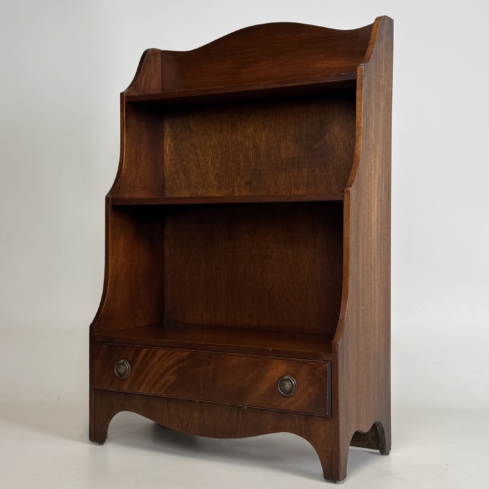 Antique 20th Century Small Open Bookcase In Mahogany View III