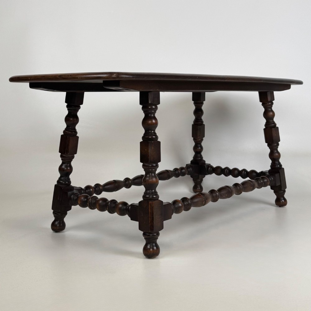 Antique 20th Century Small Coffee Table In Elm View III