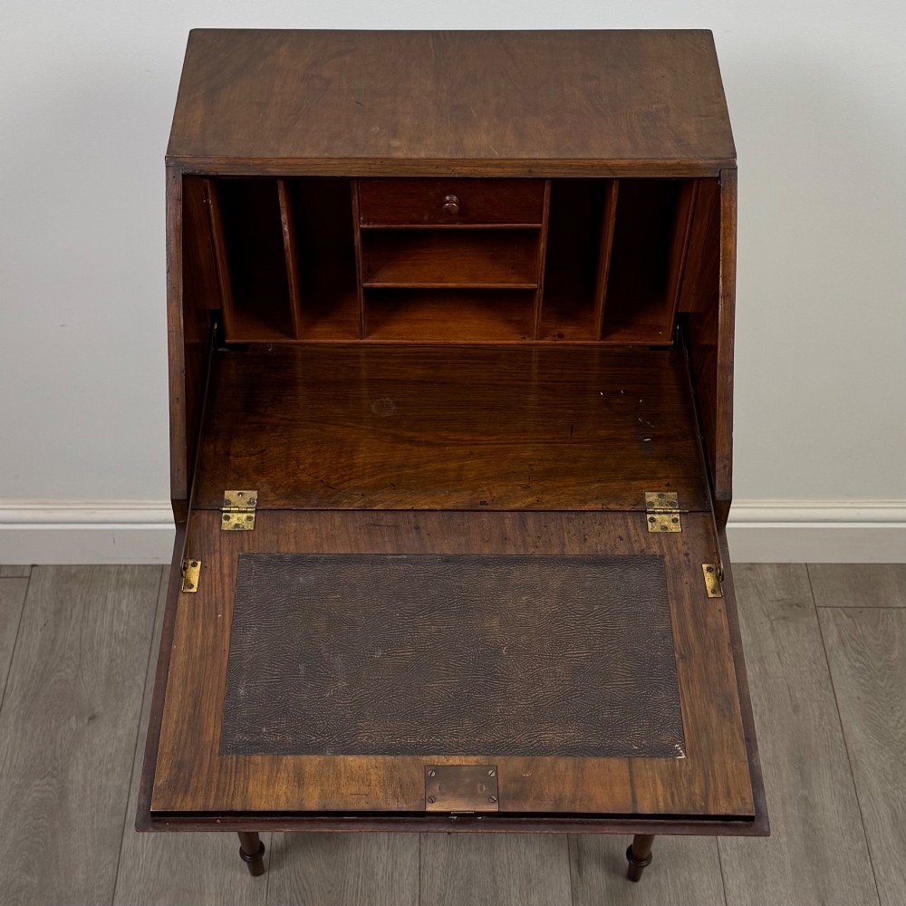 Antique 20th Century Figured Walnut Bureau View XI