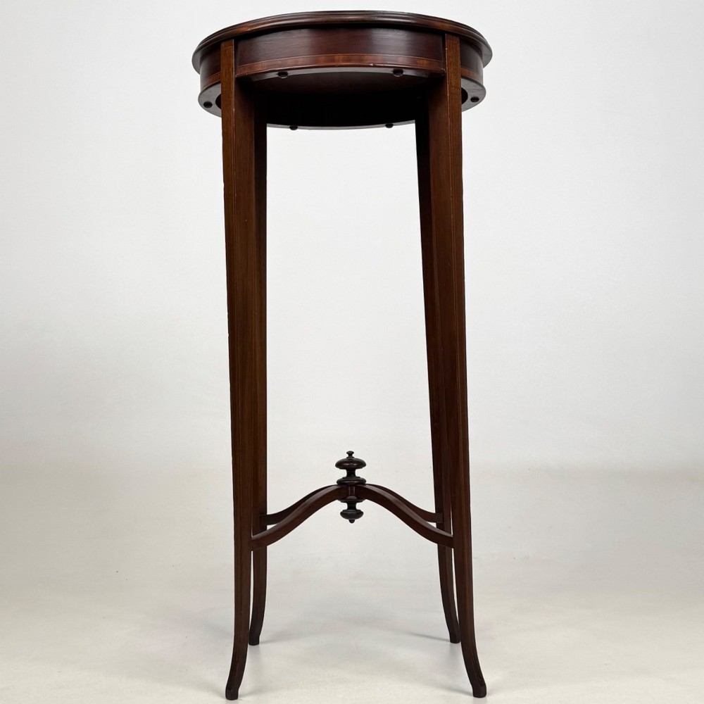 Antique 20th Century Edwardian Side Table In Mahogany View III