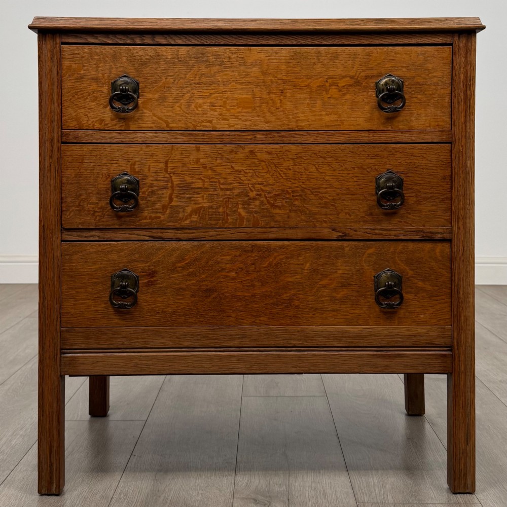 Antique 20th Century Chest Of Drawers In Golden Oak
