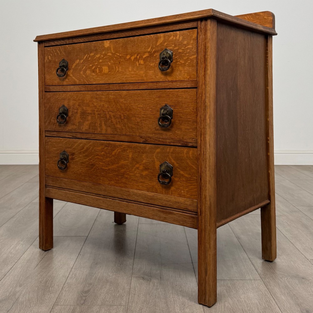 Antique 20th Century Chest Of Drawers In Golden Oak View II