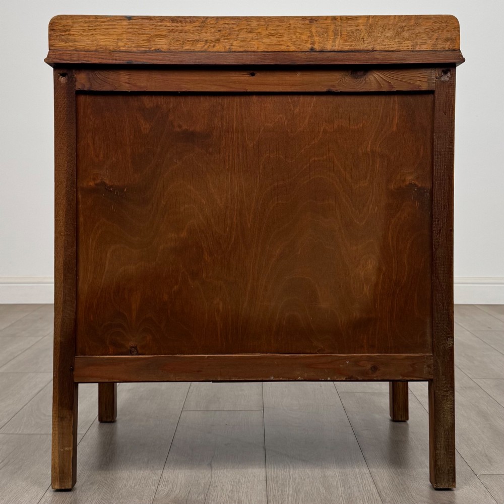 Antique 20th Century Chest Of Drawers In Golden Oak View V