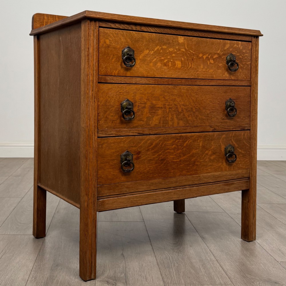 Antique 20th Century Chest Of Drawers In Golden Oak View VIII