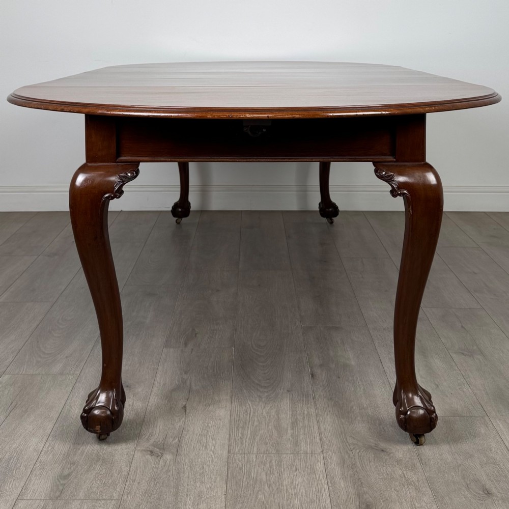 Antique 20th Century Extending Dining Table In Mahogany View III