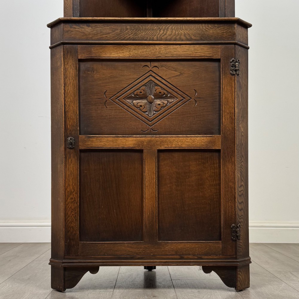Antique 20th Century Corner Cabinet In Oak View V