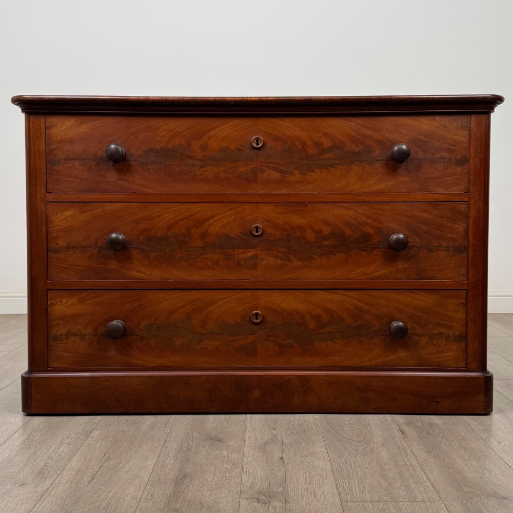 Antique 19th Century Deep Victorian Chest Of Drawers In Mahogany