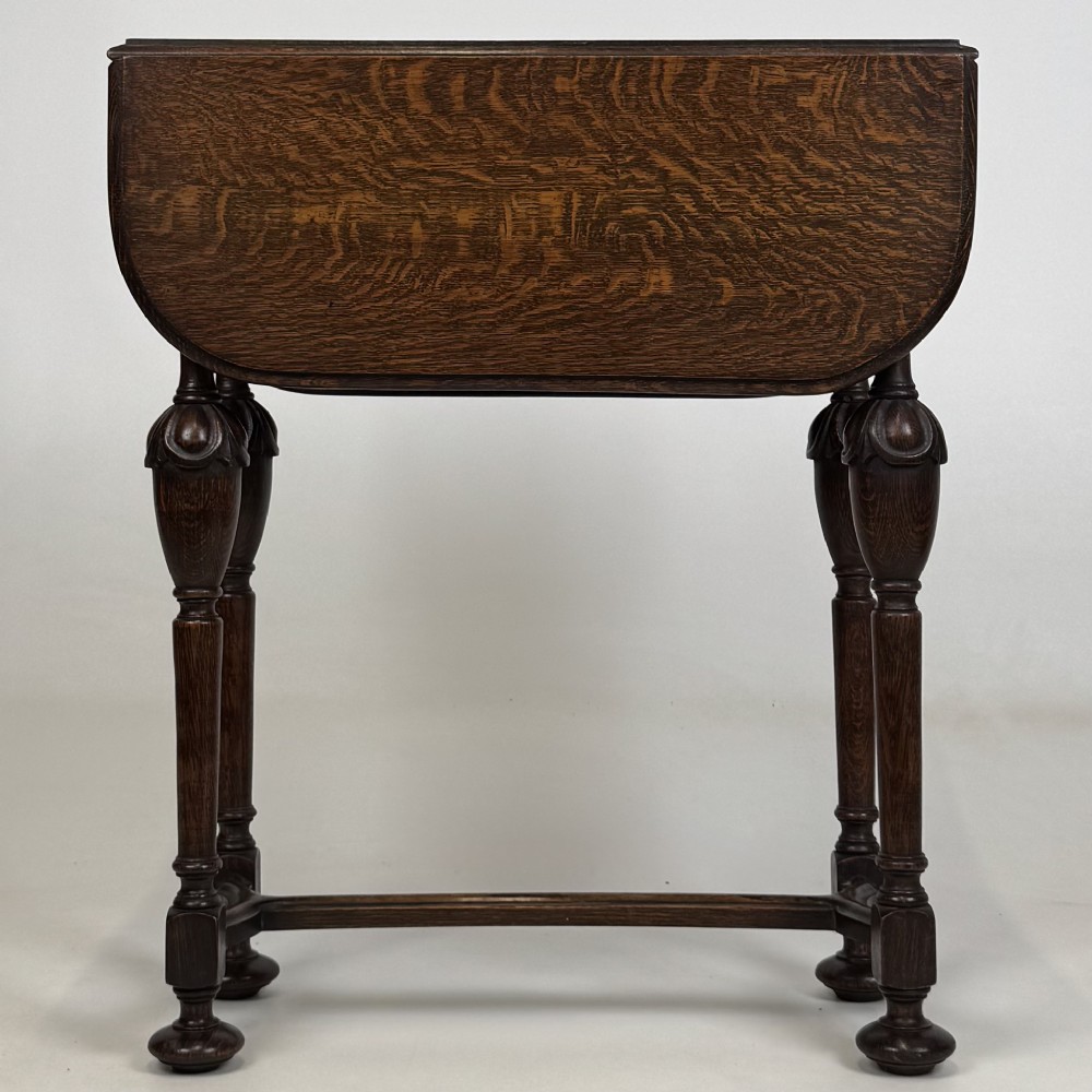 Antique 20th Century Small Drop Leaf Side Table In Oak View VII