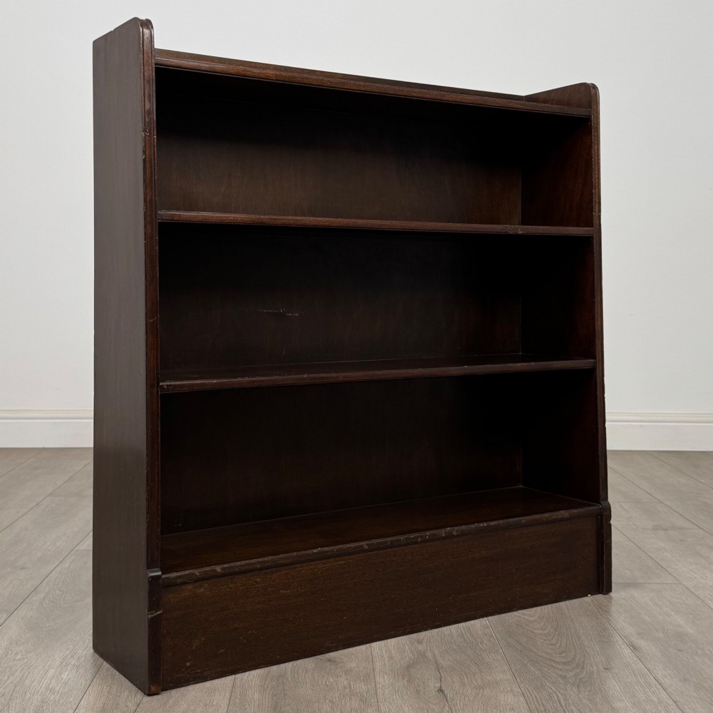 Antique 20th Century Open Bookcase In Mahogany View IX