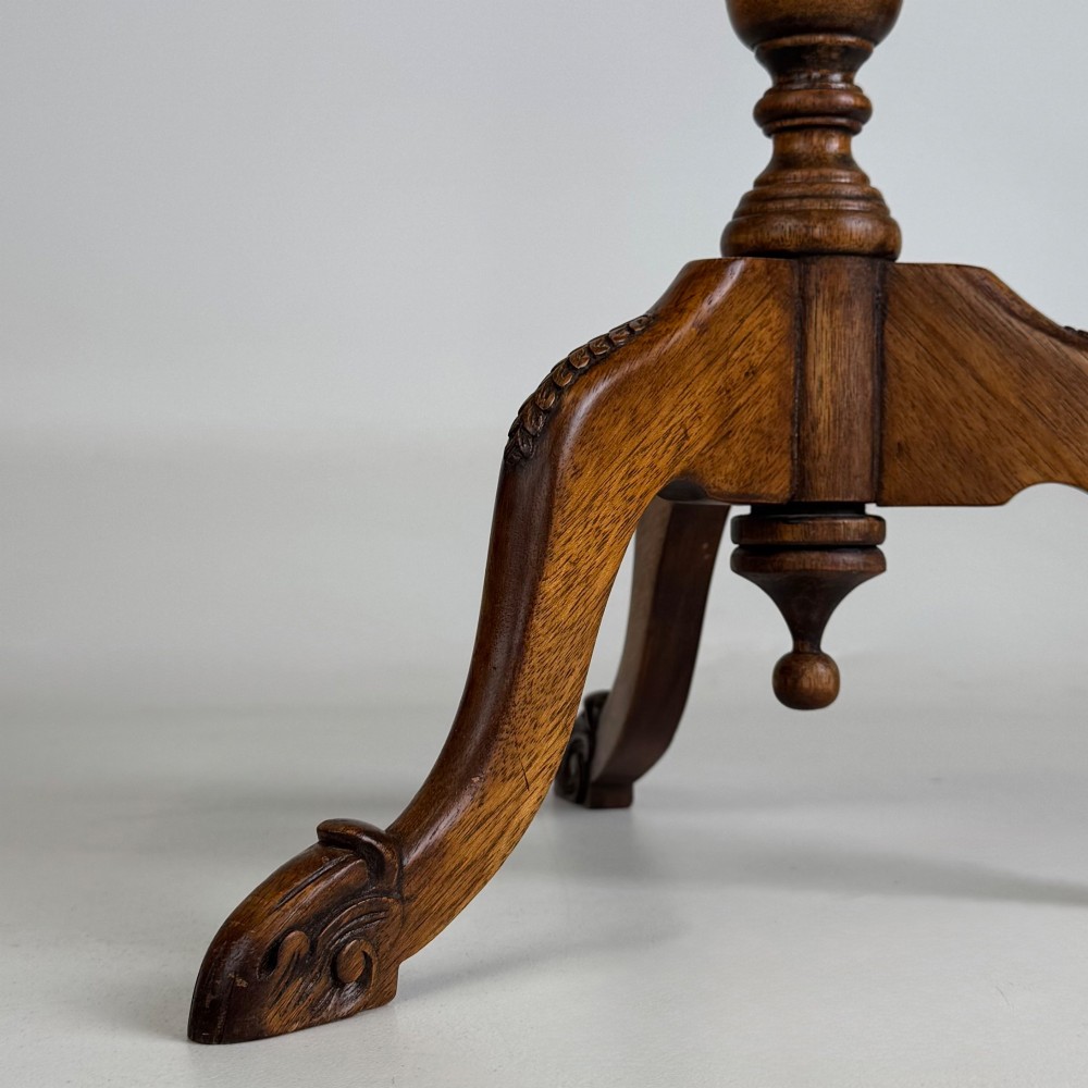 Antique 20th Century Pair Of Small Side Tables In Mahogany View VI