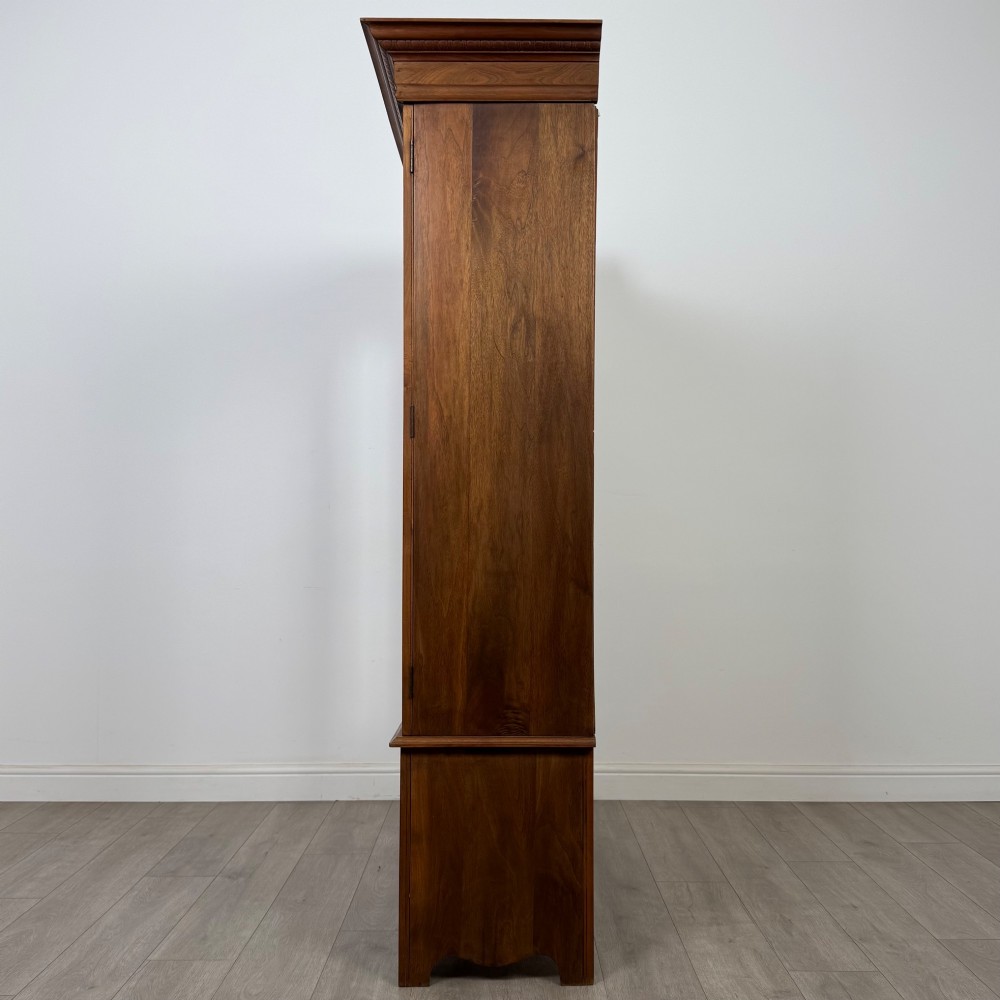 Antique 20th Century Edwardian Wardrobe In Walnut View IV
