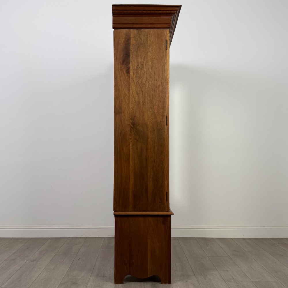 Antique 20th Century Edwardian Wardrobe In Walnut View VIII