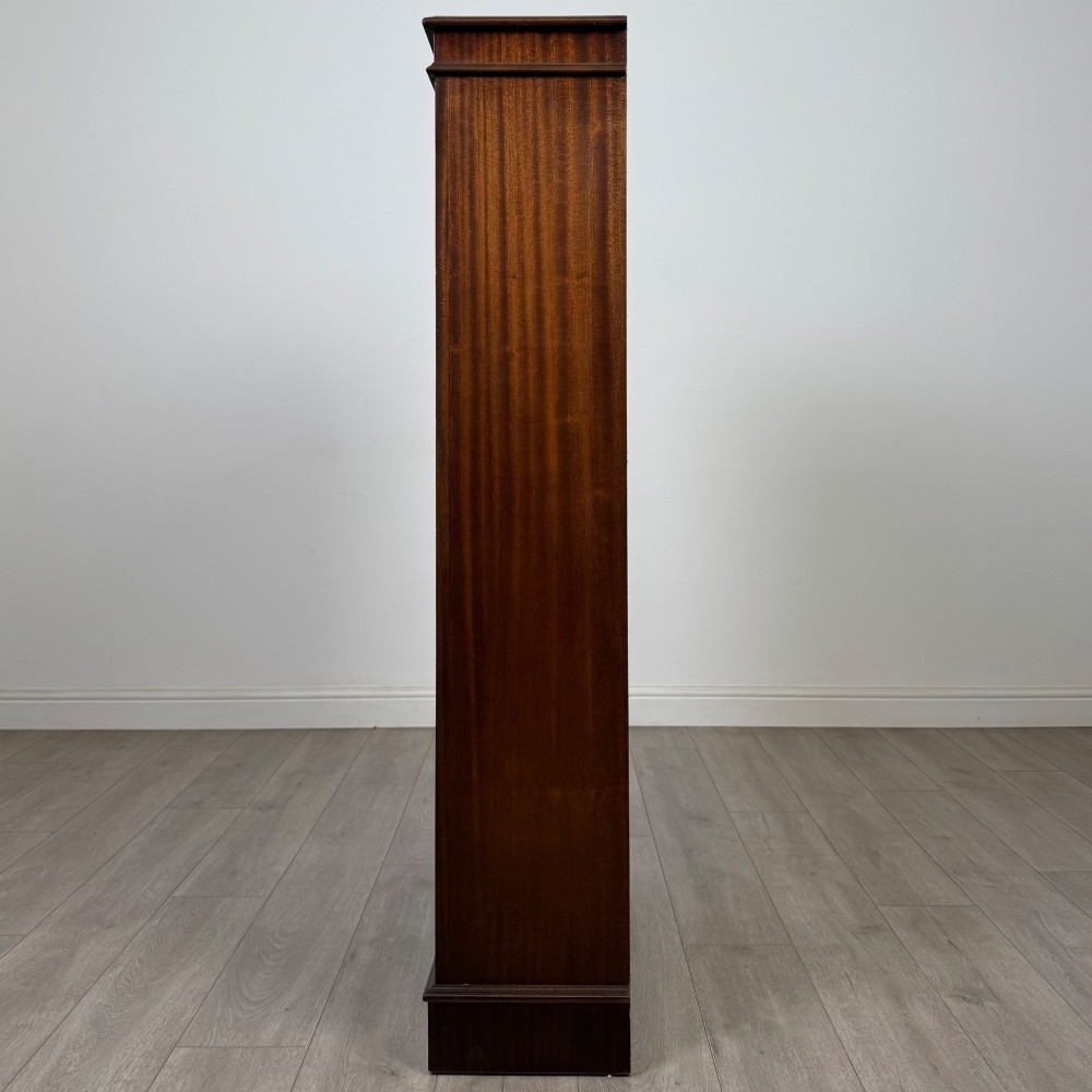 Antique 20th Century Open Bookcase In Mahogany View IV