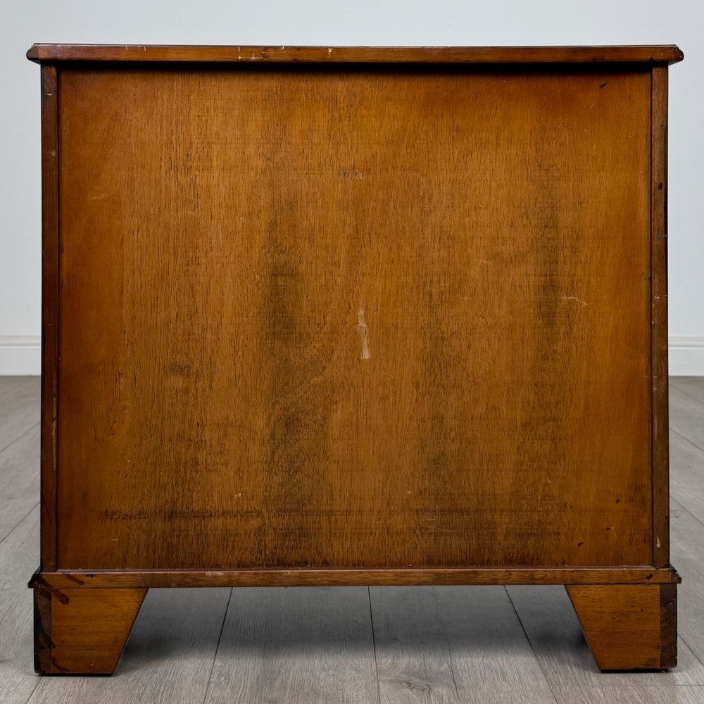 Antique 20th Century Small Open Bookcase In Mahogany View V