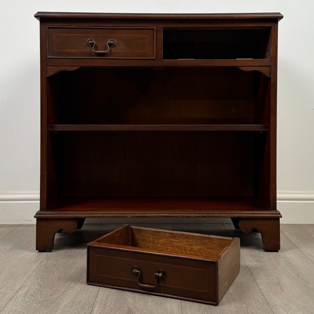 Antique 20th Century Small Open Bookcase In Mahogany View X