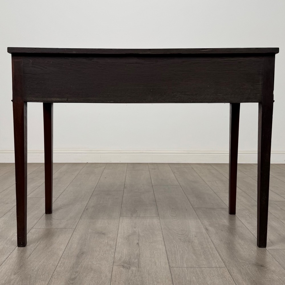 Antique 19th Century Serpentine Writing Table In Mahogany View V