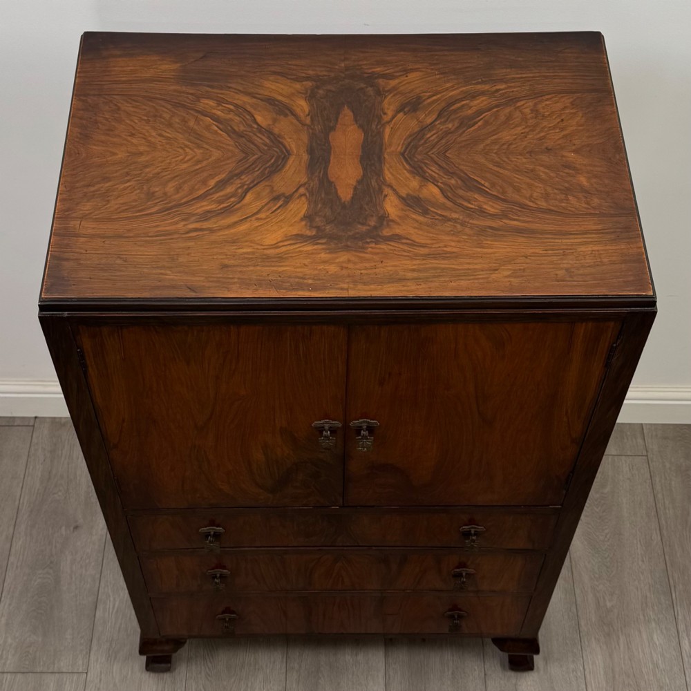 Antique 20th Century Cupboard In Figured Walnut View X