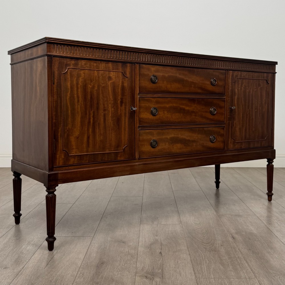 Antique 20th Century Good Quality Sideboard In Mahogany View IX