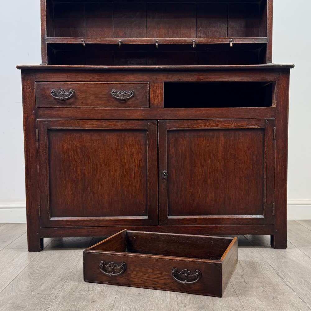 Antique 20th Century Good Quality Welsh Dresser In Oak View XI