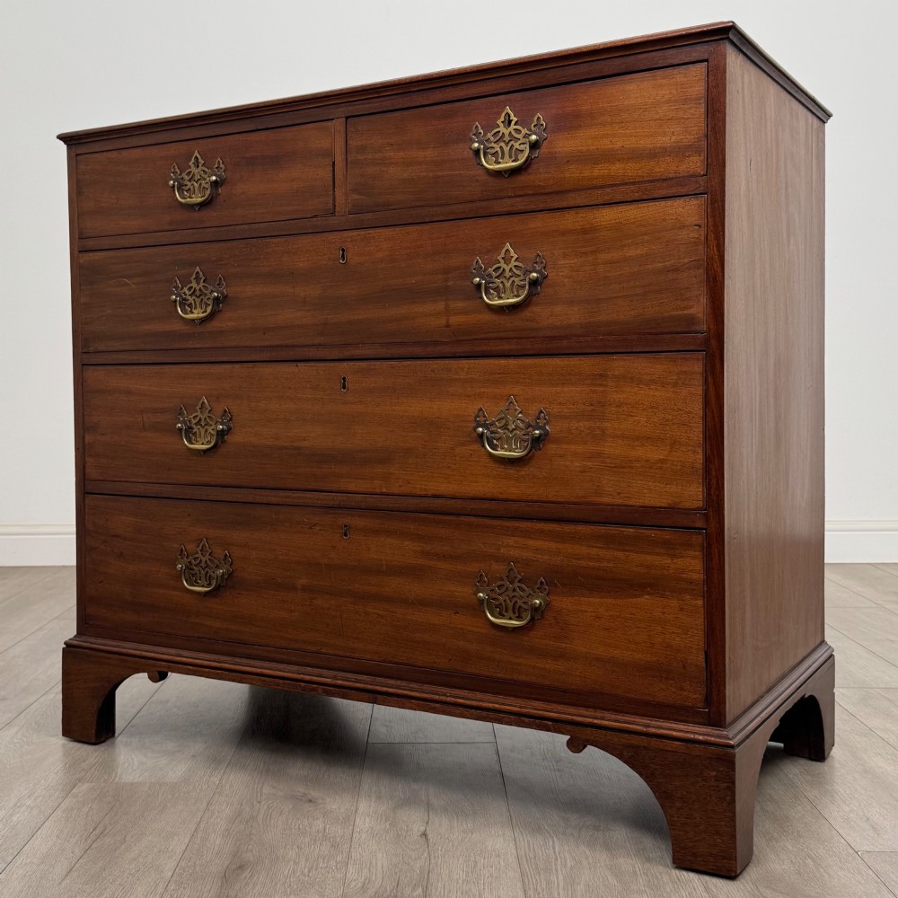 Antique 18th Century Georgian Chest Of Drawers In Mahogany View II