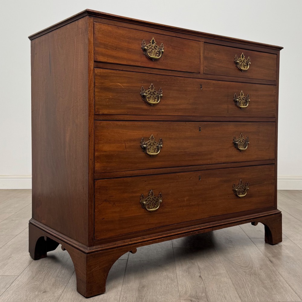 Antique 18th Century Georgian Chest Of Drawers In Mahogany View VIII