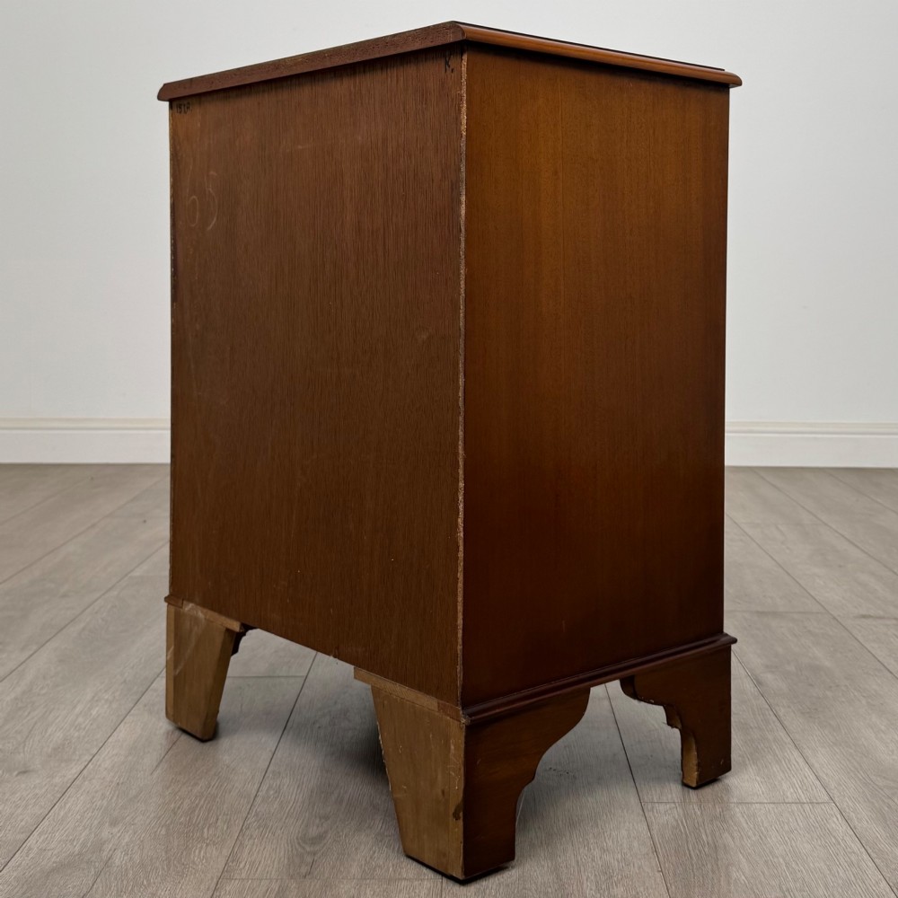 Antique 20th Century Small Chest Of Drawers In Mahogany View VI