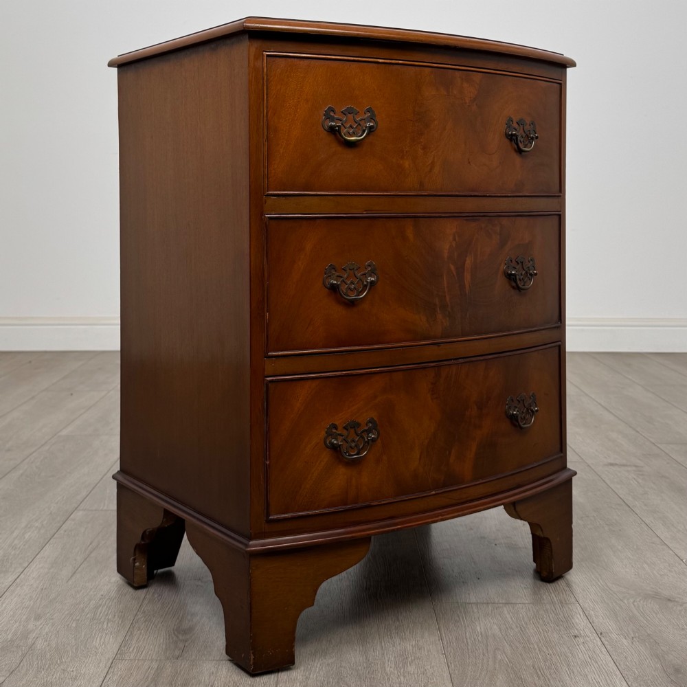 Antique 20th Century Small Chest Of Drawers In Mahogany View VIII