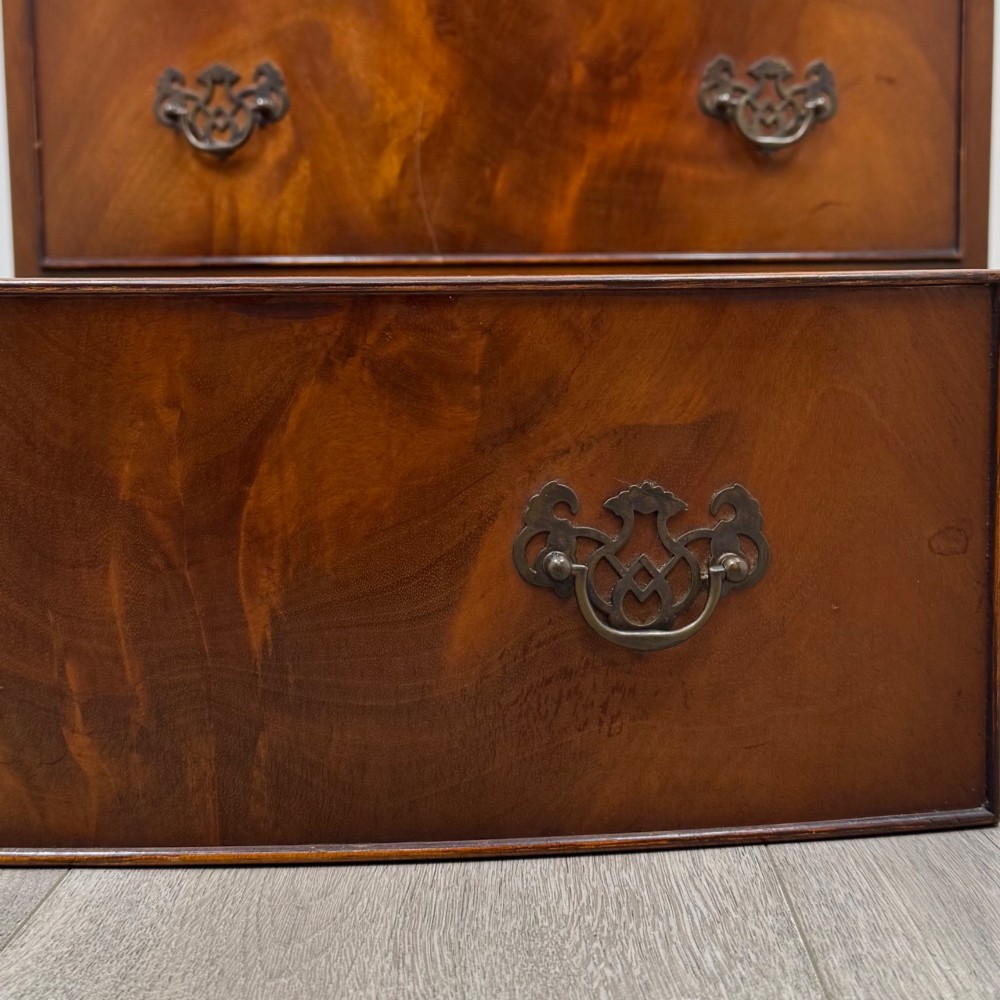 Antique 20th Century Small Chest Of Drawers In Mahogany View XI