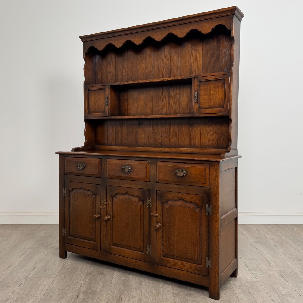 Antique 20th Century Good Quality Welsh Dresser In Oak View III
