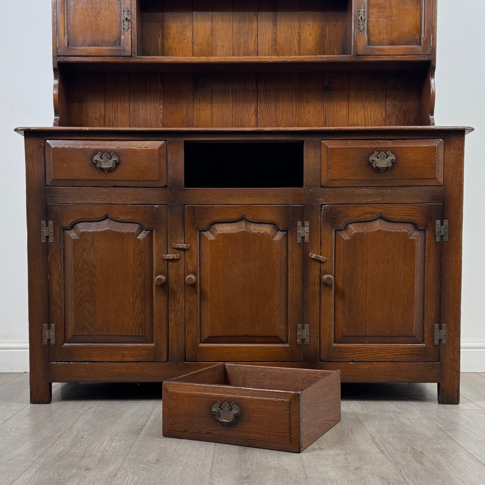 Antique 20th Century Good Quality Welsh Dresser In Oak View XI