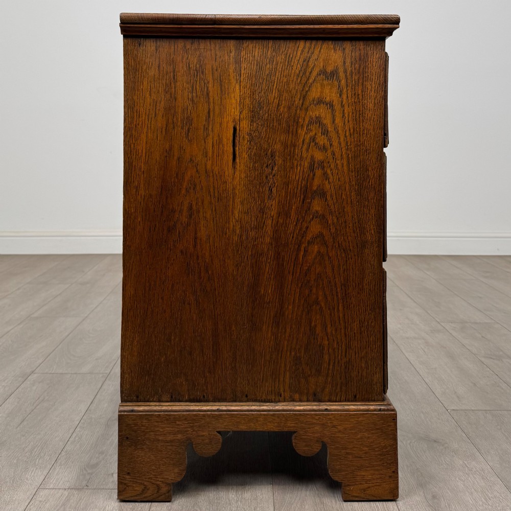 Antique 20th Century Small Chest Of Drawers In Oak View VII
