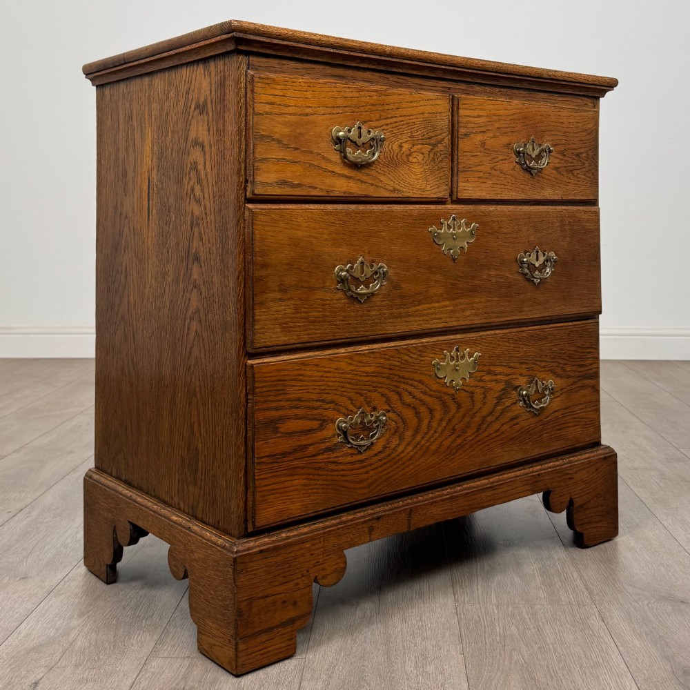Antique 20th Century Small Chest Of Drawers In Oak View VIII