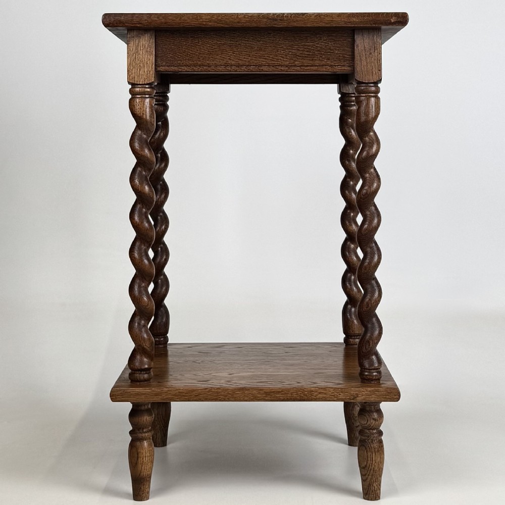 Antique 20th Century Edwardian Side Table In Golden Oak