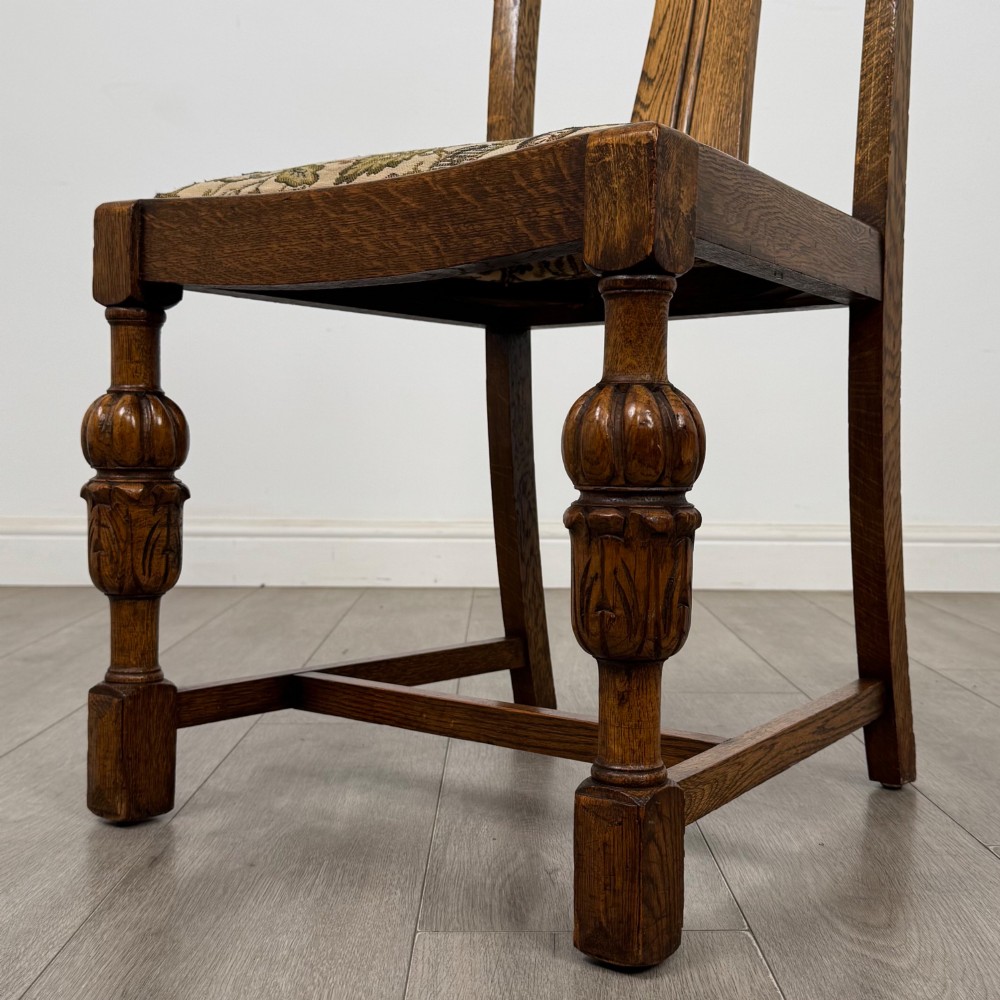 Antique 20th Century Oak Dining Table With 4 Dining Chairs View XII