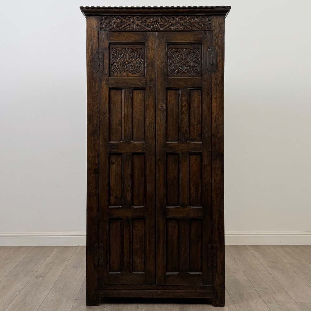 Antique 20th Century Fine Quality Small Oak Wardrobe