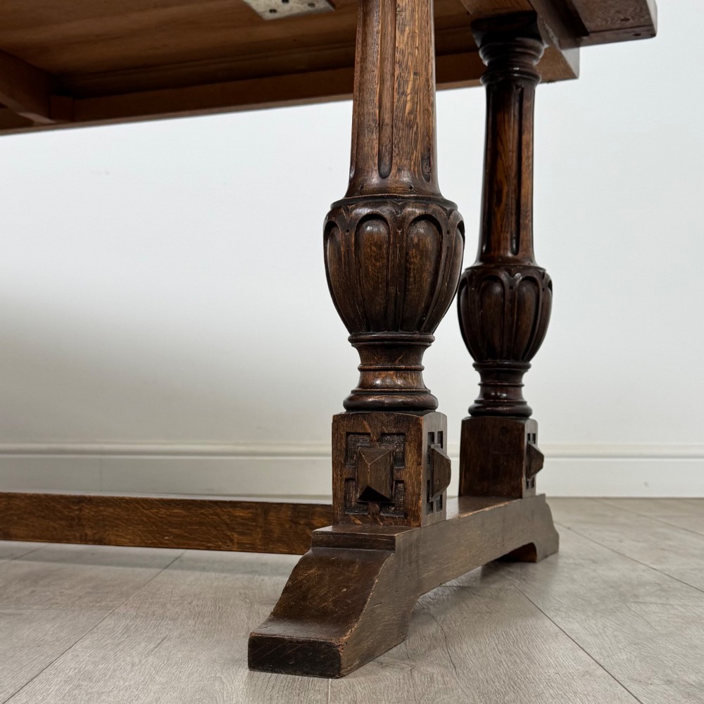 Antique 20th Century Jacobean Style Dining Table In Oak View VI