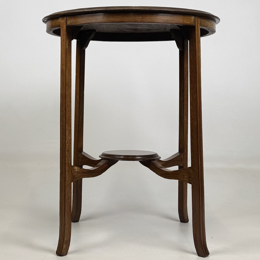 Antique 20th Century Round Edwardian Side Table In Mahogany