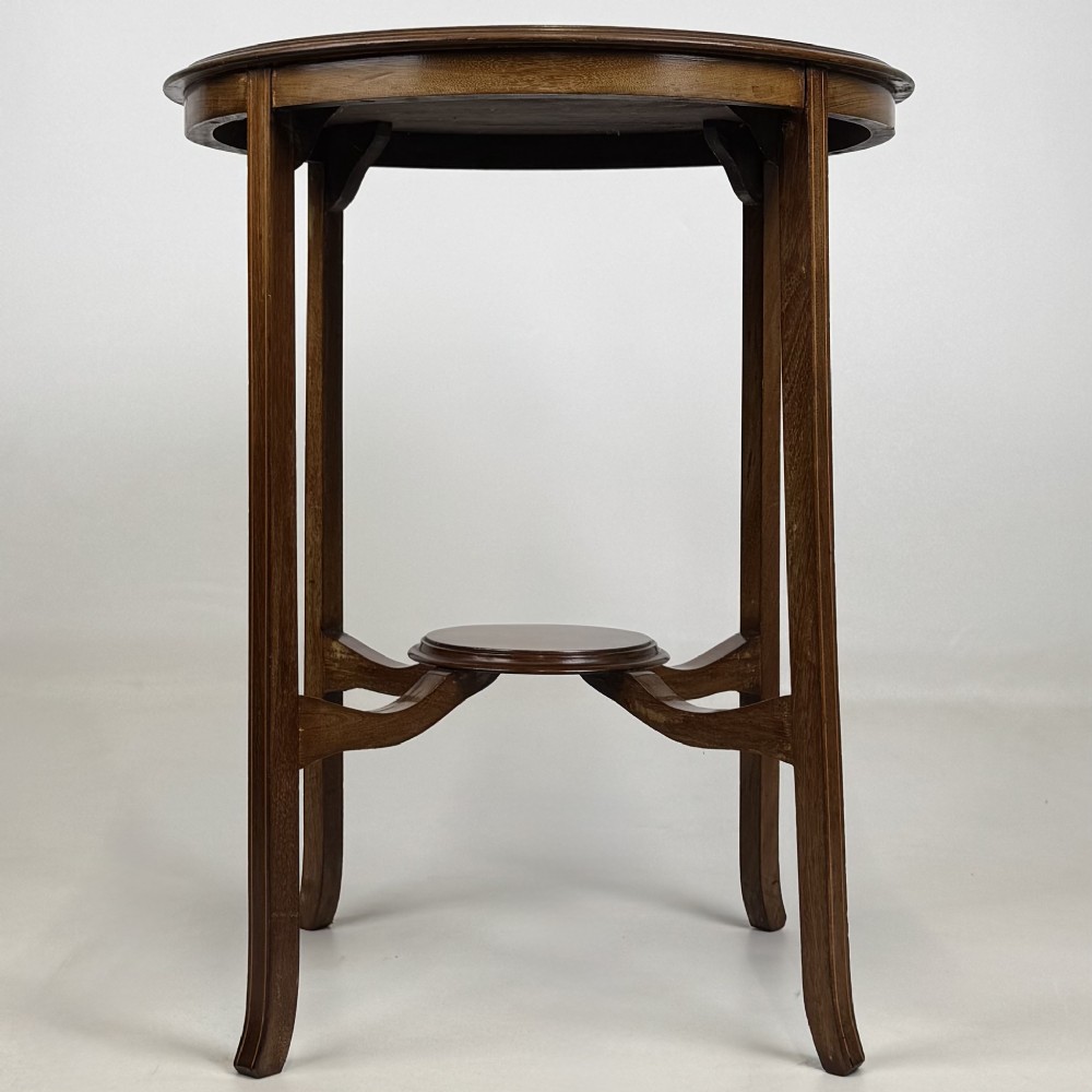 Antique 20th Century Round Edwardian Side Table In Mahogany View III