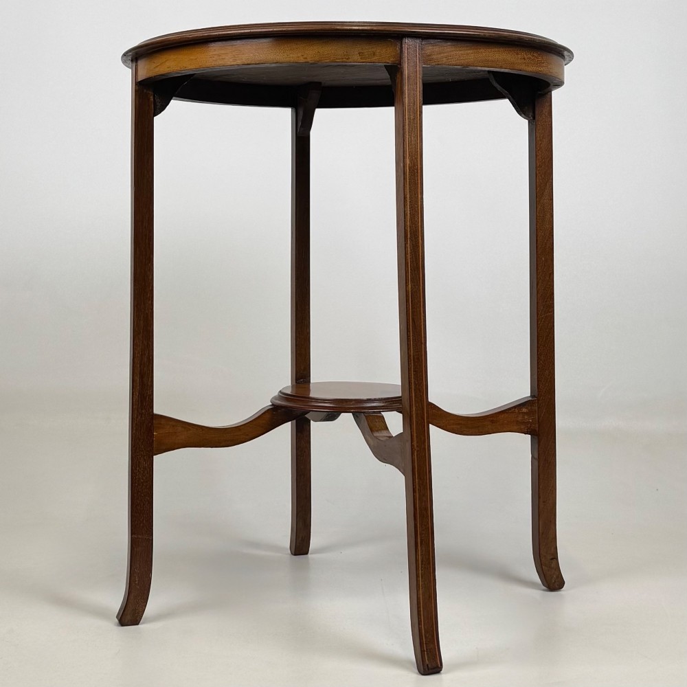 Antique 20th Century Round Edwardian Side Table In Mahogany View IV