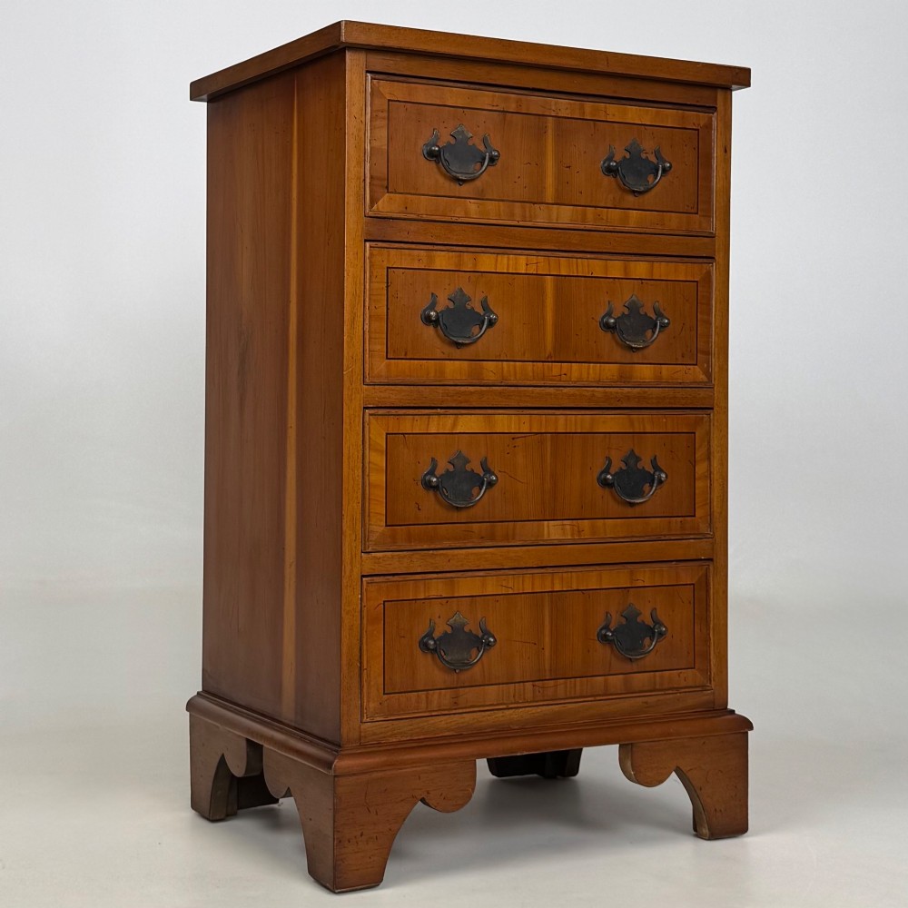 Antique 20th Century Small Chest Of Drawers In Yew Wood View VIII