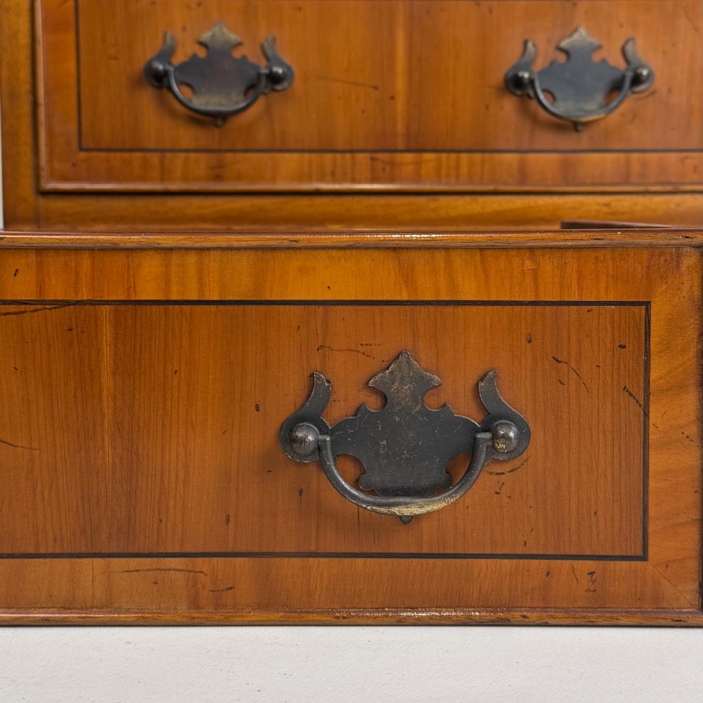 Antique 20th Century Small Chest Of Drawers In Yew Wood View XI