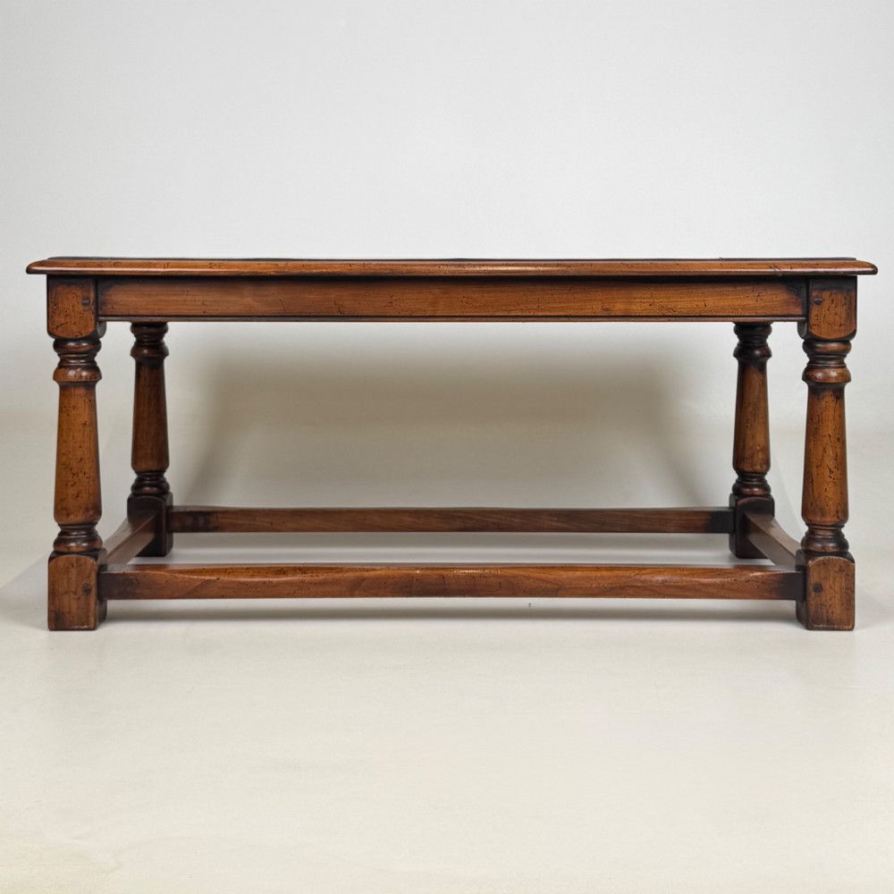 Antique 20th Century Good Quality Coffee Table In Elm