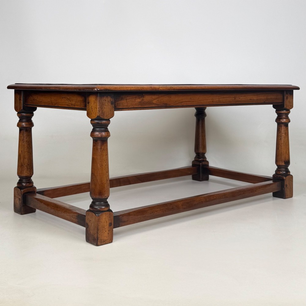 Antique 20th Century Good Quality Coffee Table In Elm View IV