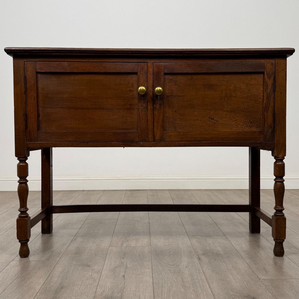 Antique 20th Century Edwardian Cupboard In Oak