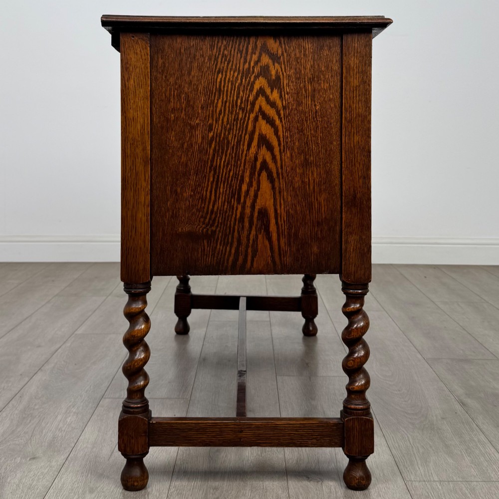 Antique 20th Century Jacobean Style Chest Of Drawers In Oak View VII