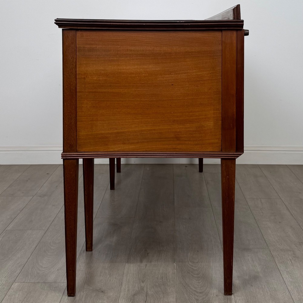 Antique 18th Century Large Georgian Sideboard In Mahogany View IV