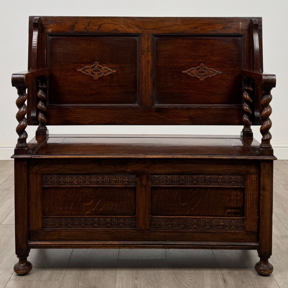Antique 20th Century Edwardian Monks Bench In Oak