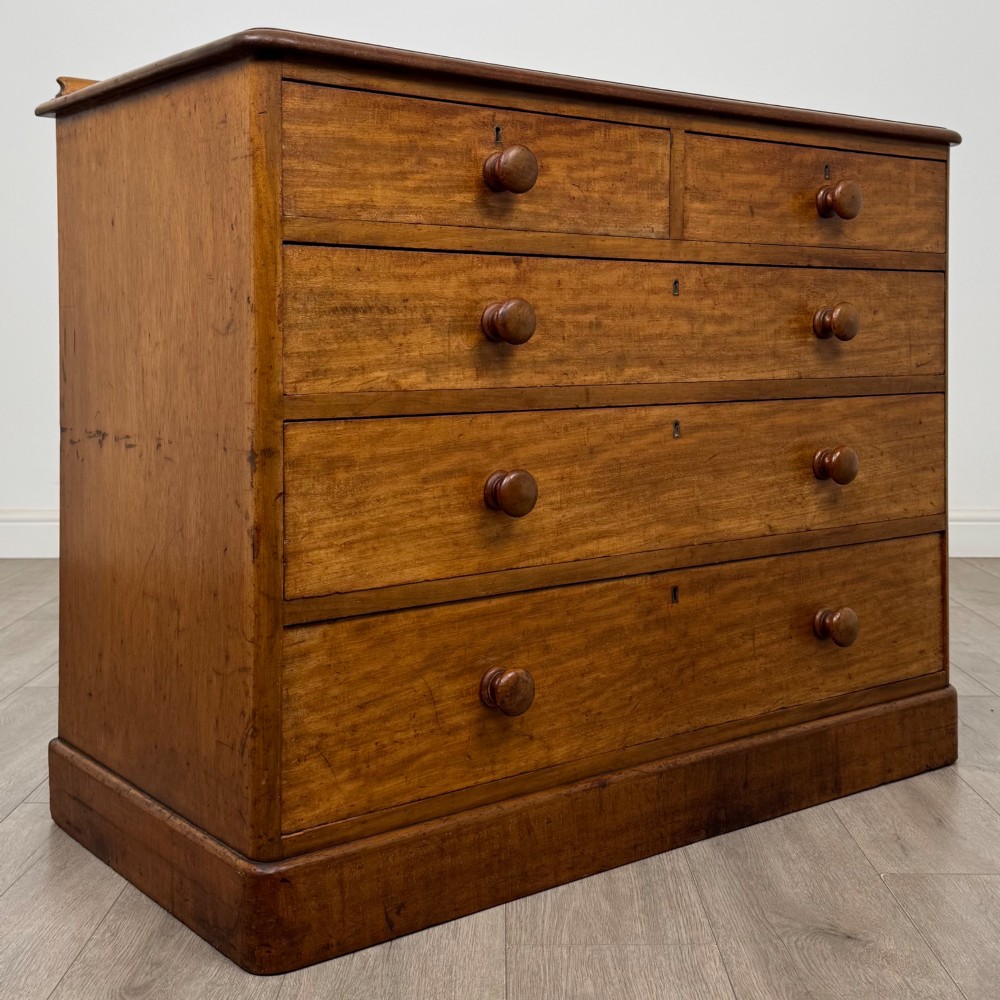 Antique 19th Century Victorian Chest Of Drawers In Mahogany View VIII