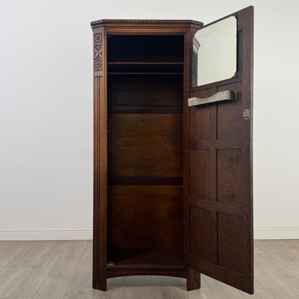 Antique 20th Century Edwardian Wardrobe In Oak View II