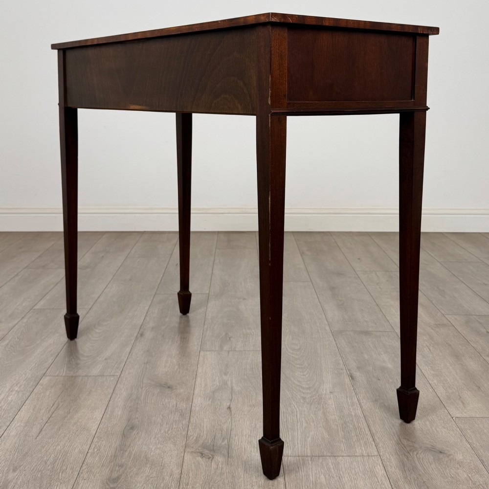 Antique 20th Century Serpentine Writing Table In Mahogany View VI